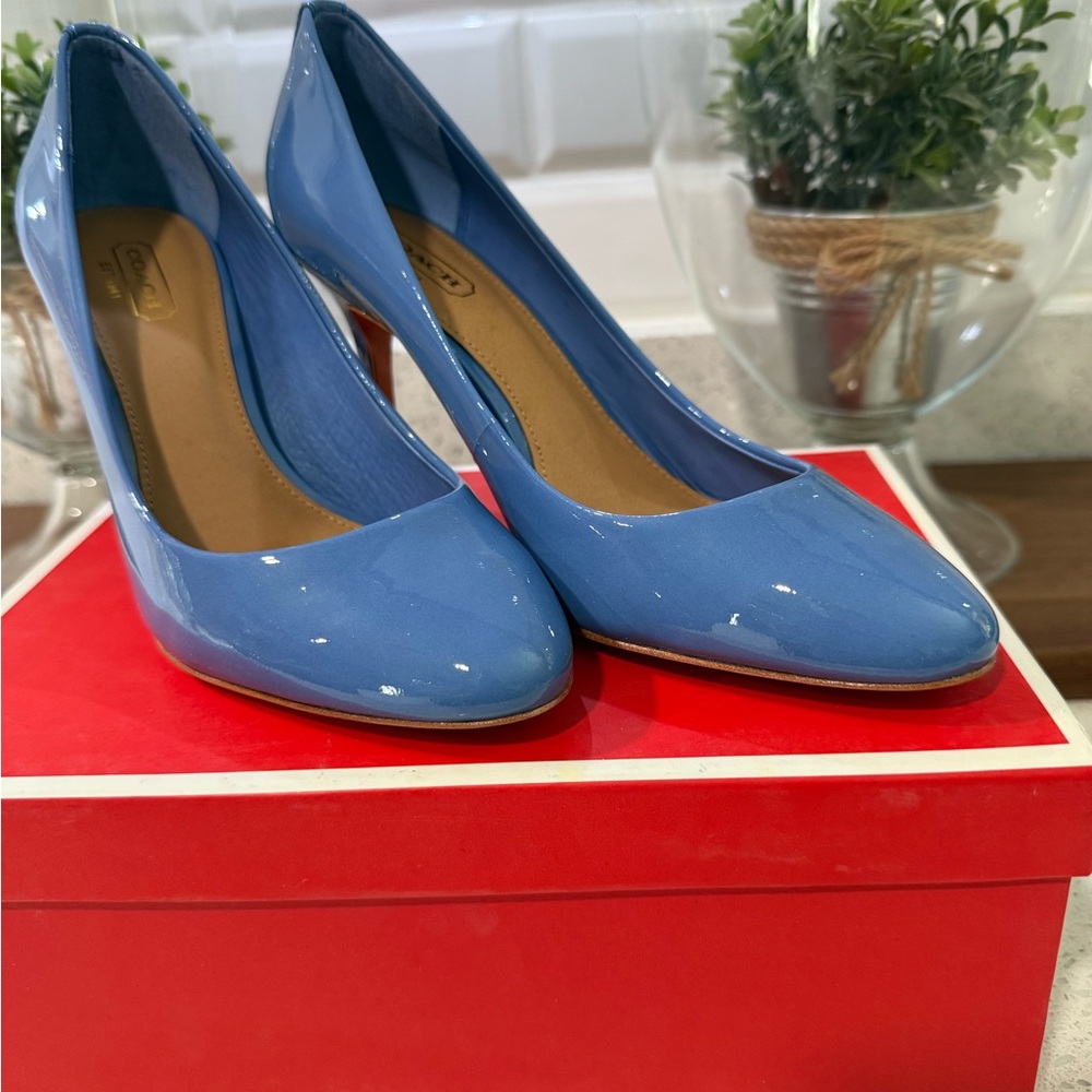 Coach Glossy Blue Heels